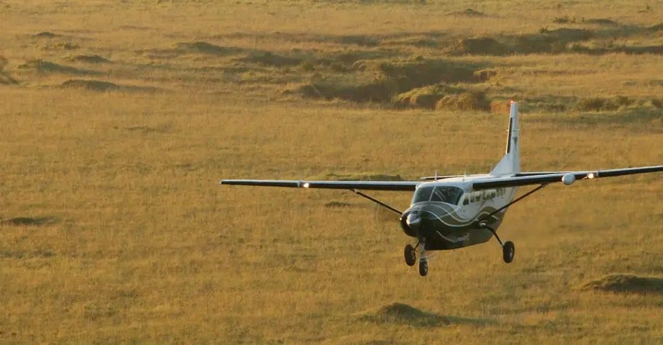 Private Flying safaris in Uganda 